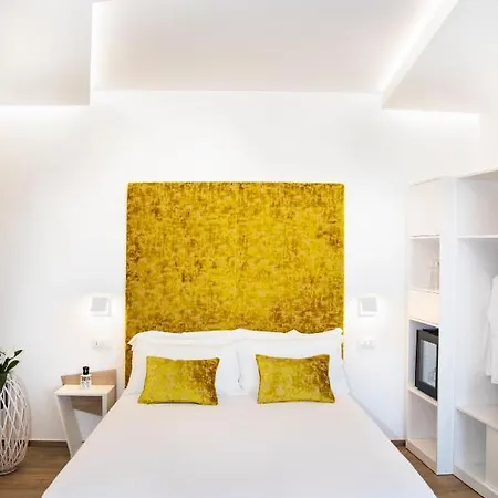 One Design فندق ريميني