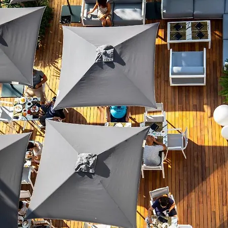 One Design Szálloda 4*