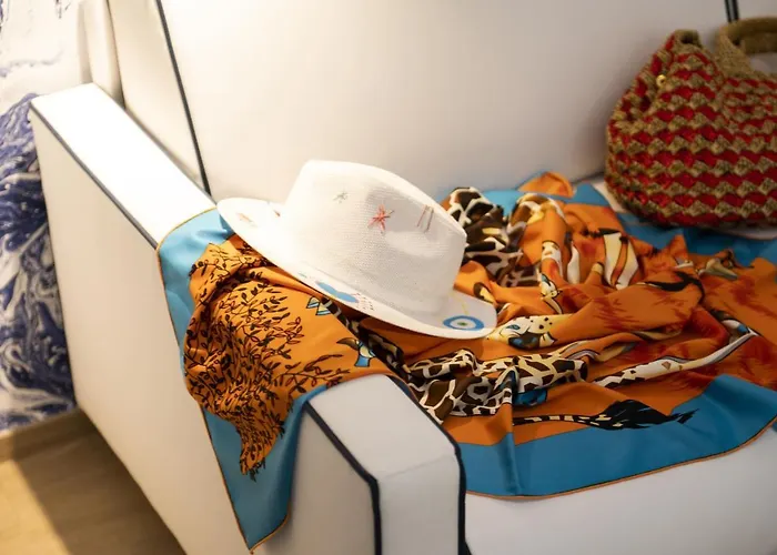 Hotell One Design 4*