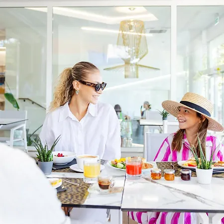 One Design Szálloda