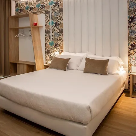 One Design 4* リミニ